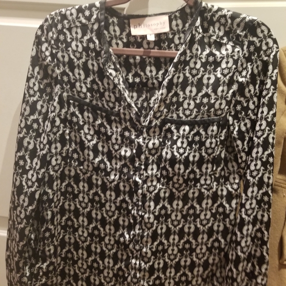 Tops  medium - Picture 3 of 7